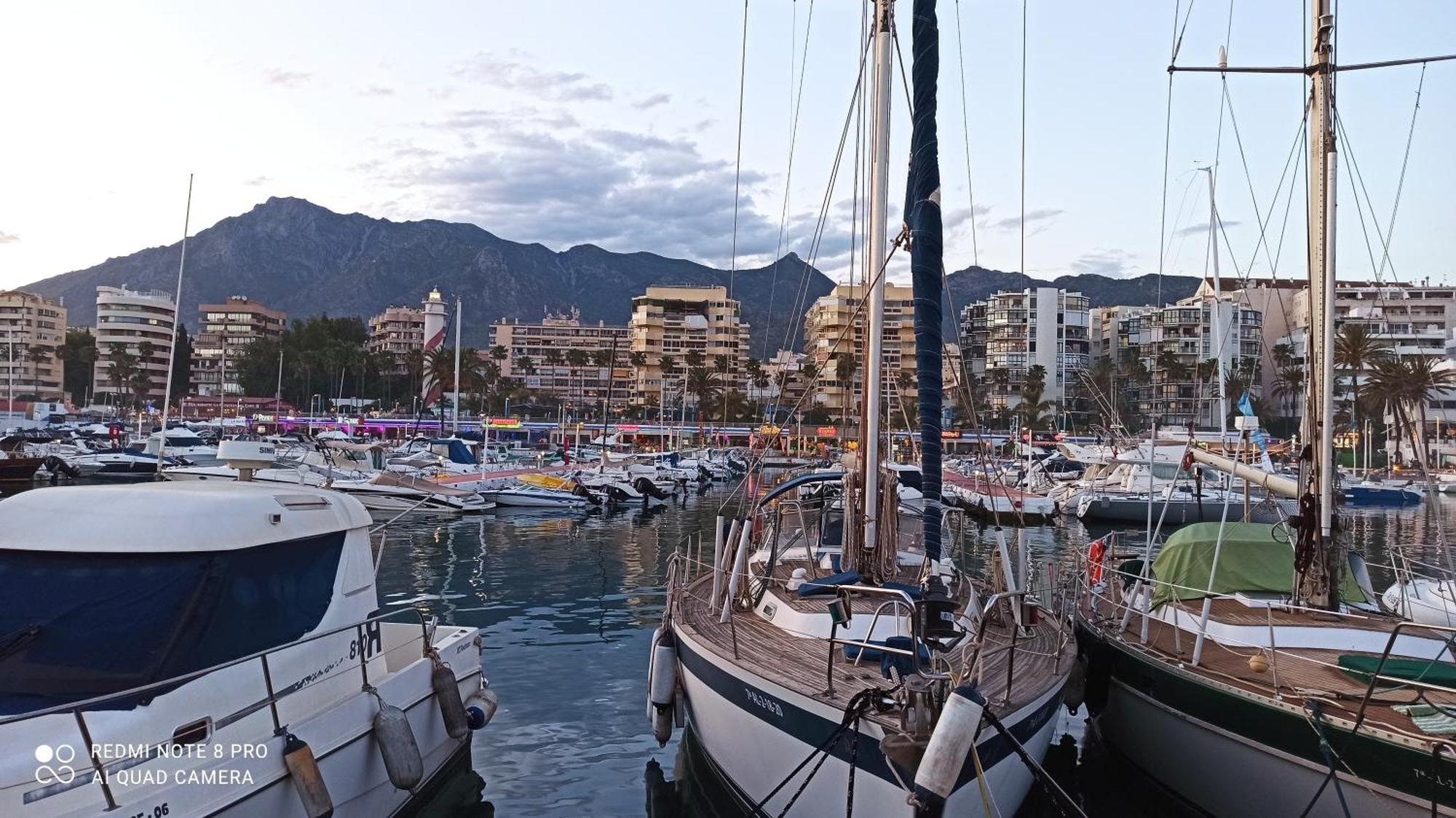 Bambino Playa Apartemen Marbella